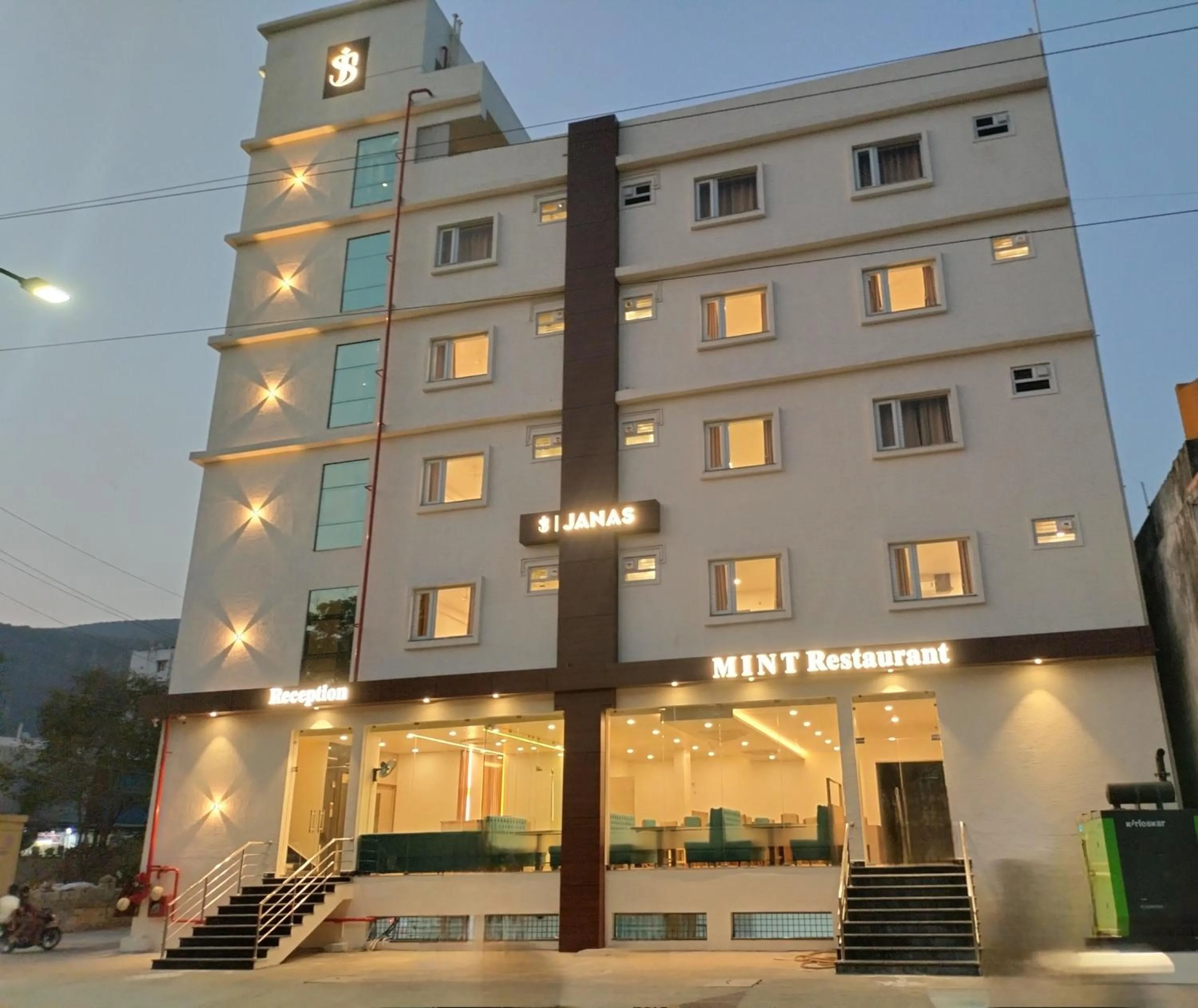 Property building in Hotel JANAS