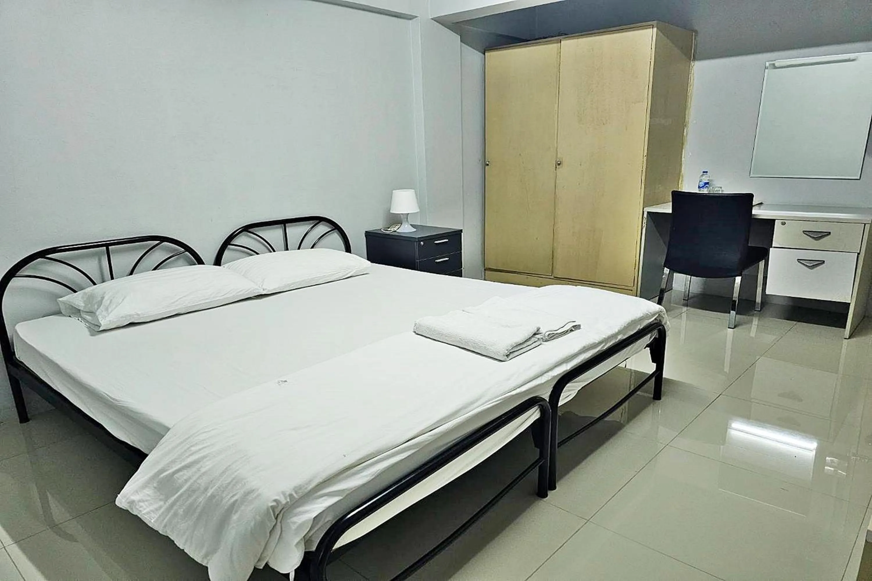 Bedroom, Bed in Toucan Bed and Cafe