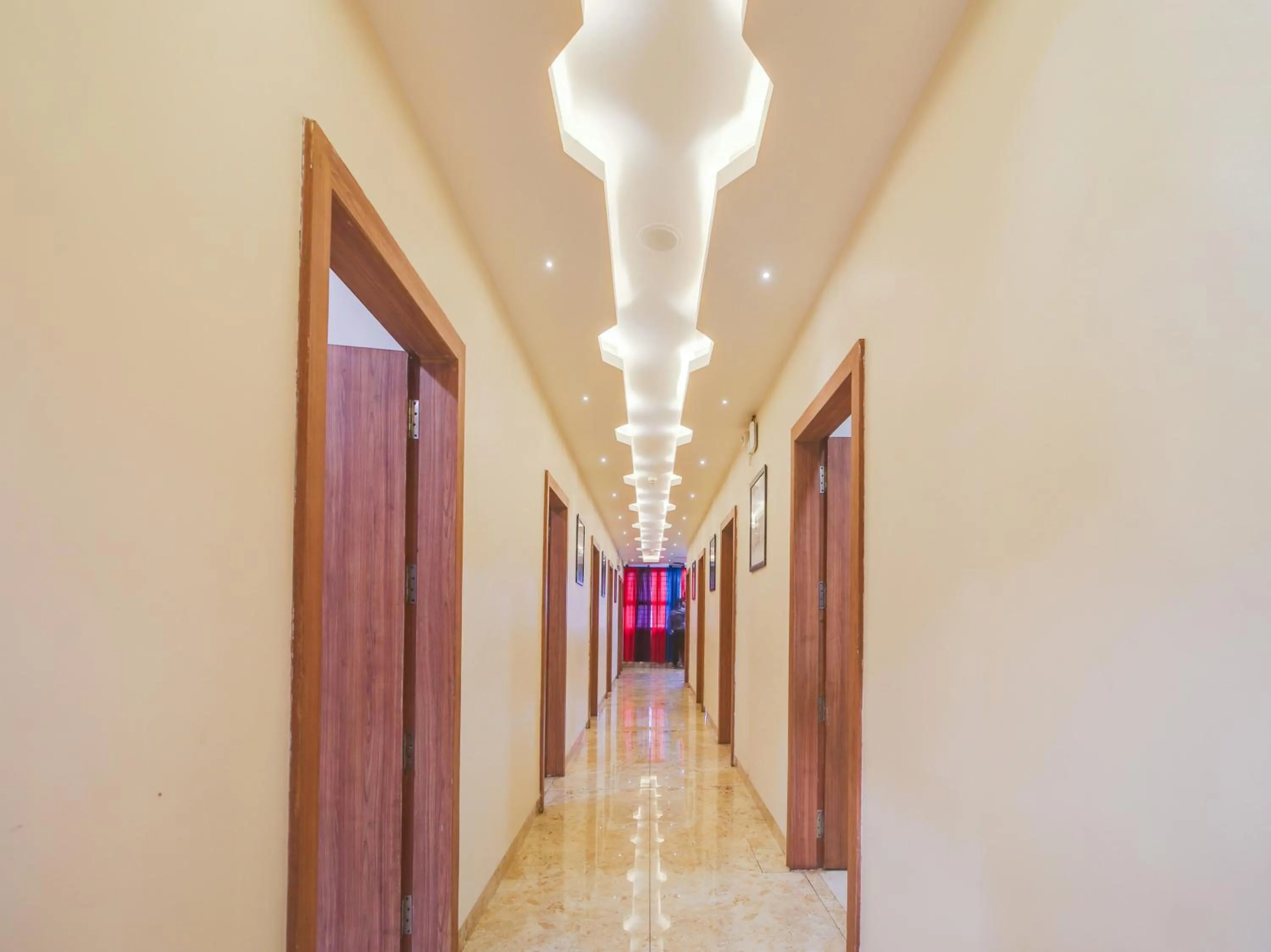 Lobby or reception in Hotel O Zamzam Residency