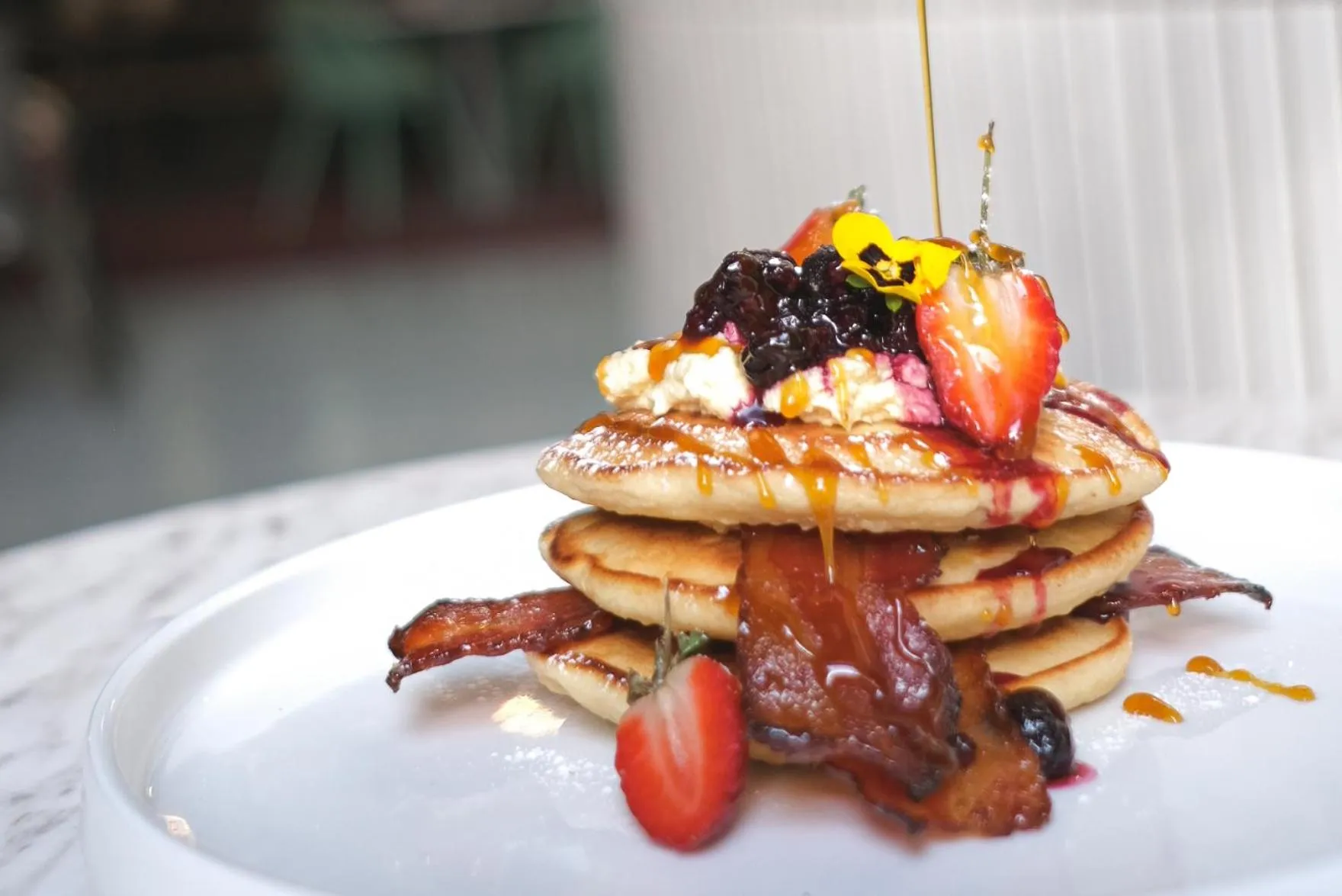 Restaurant/places to eat in Neighbourgood Loop Street