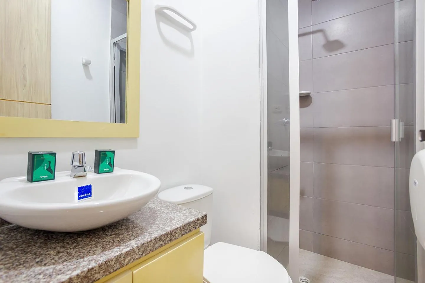 Bathroom in Ayenda Hotel Alejandría