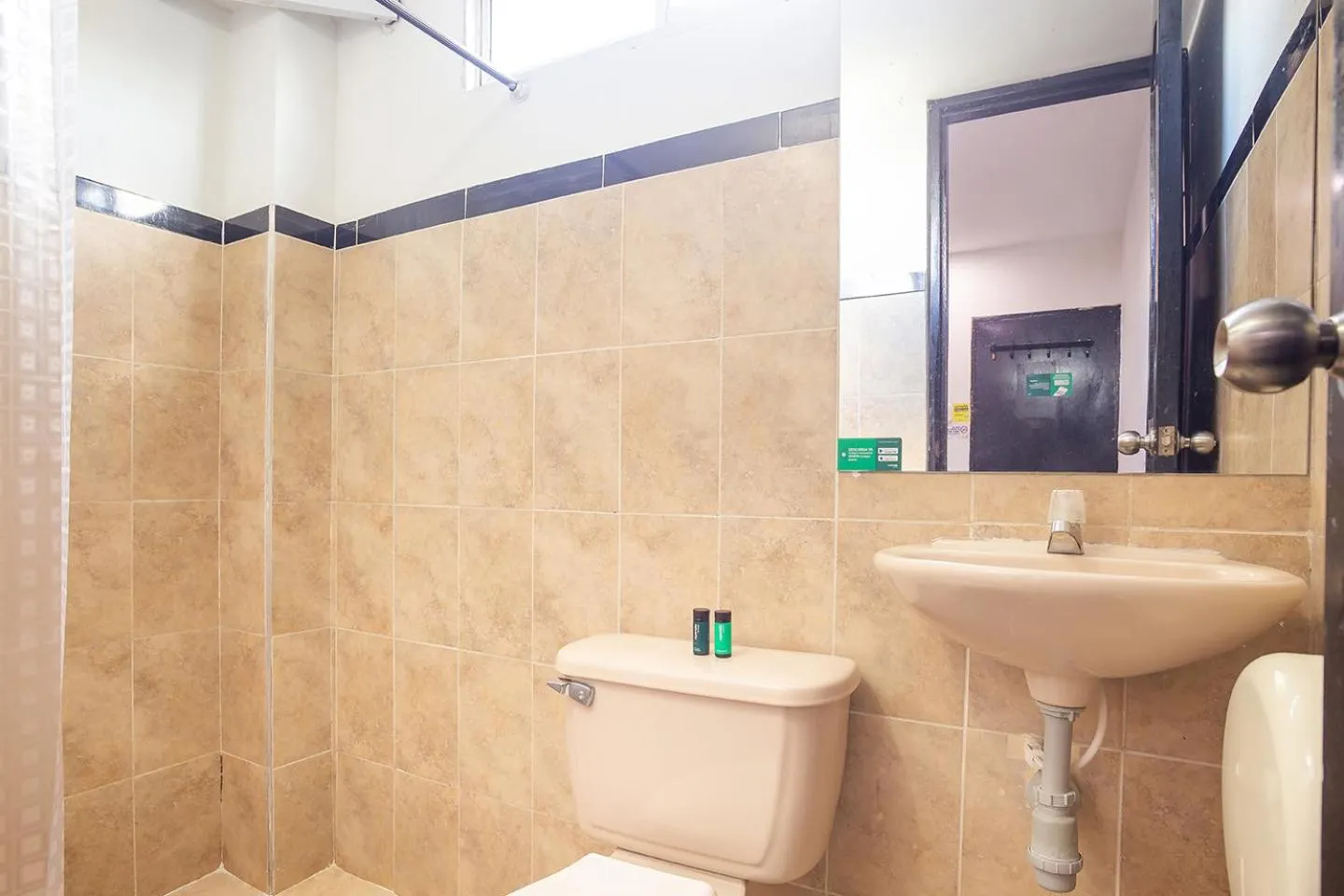 Bathroom in Ayenda Hotel Alejandría