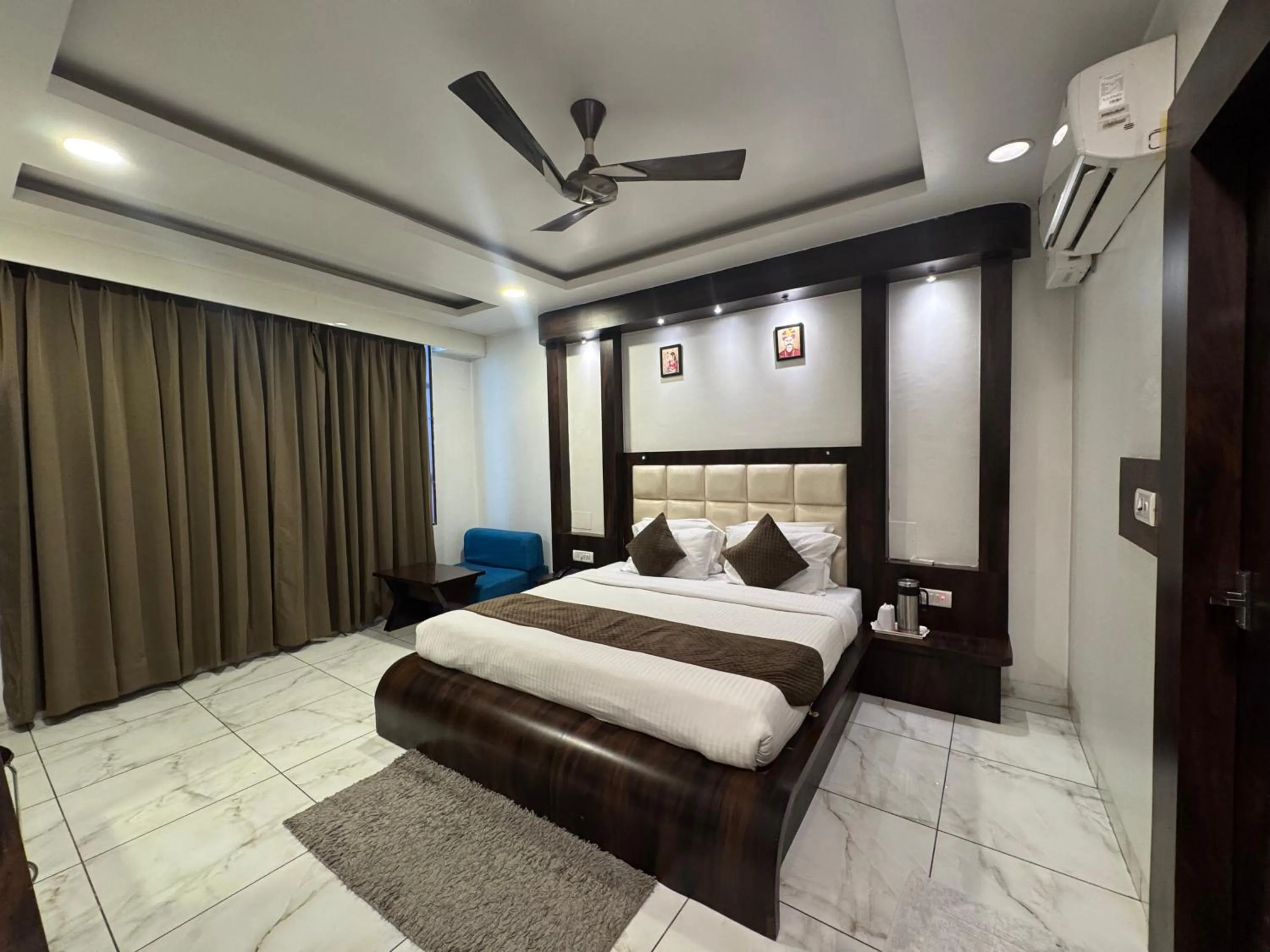 Bedroom in Hotel Galaxy,Katra