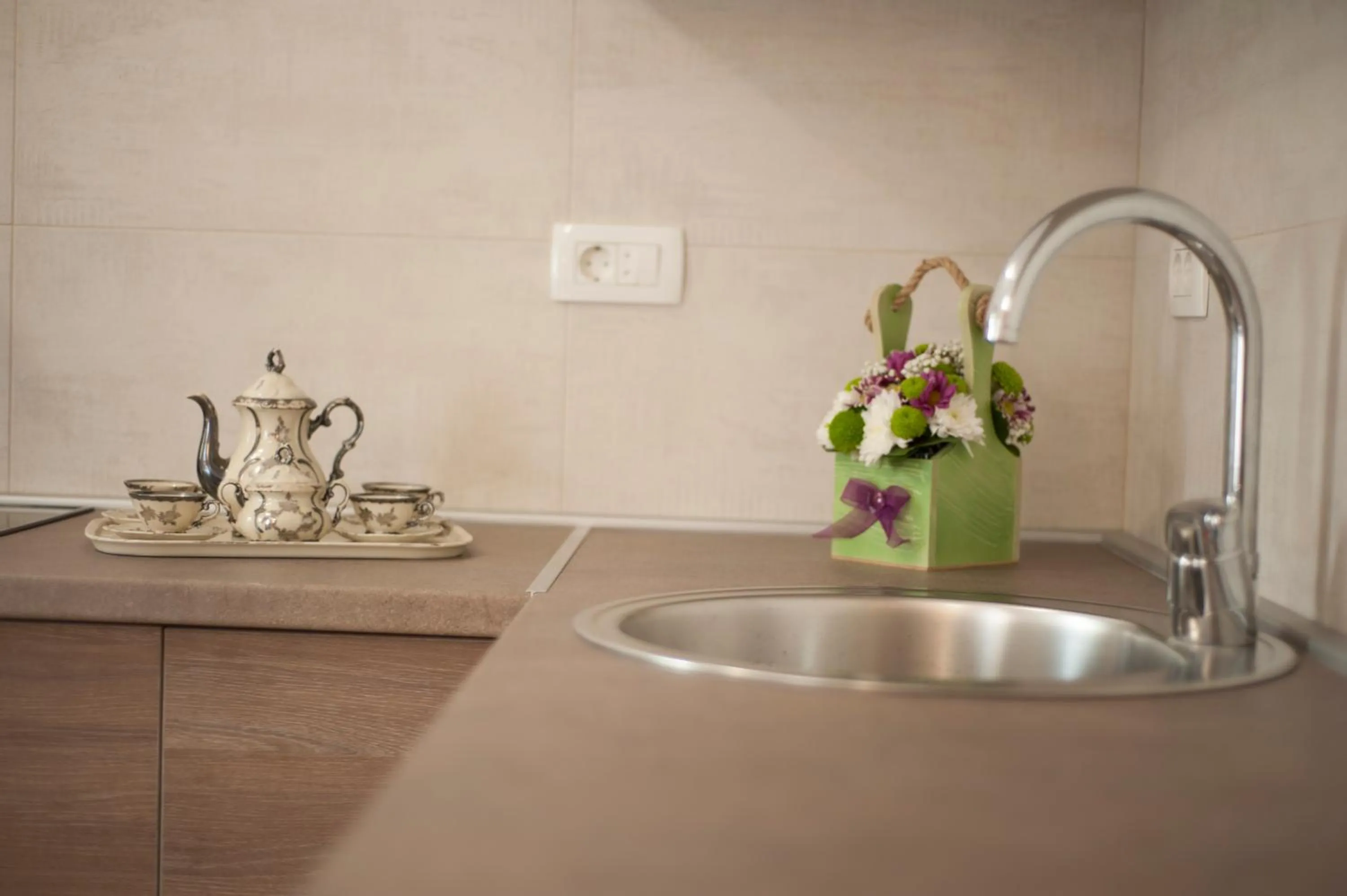 Coffee/tea facilities in Guest House Medin