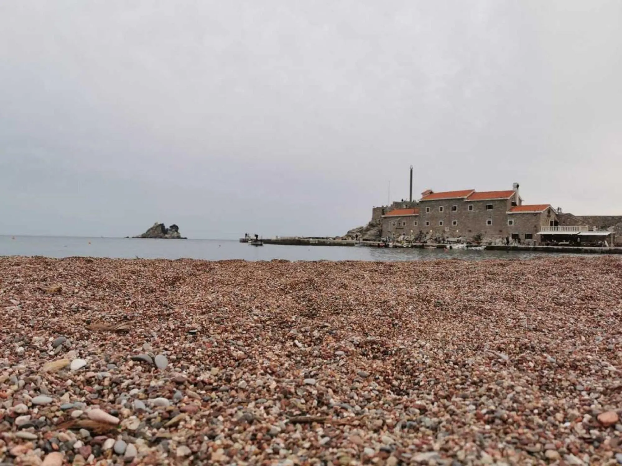 Beach in Guest House Medin