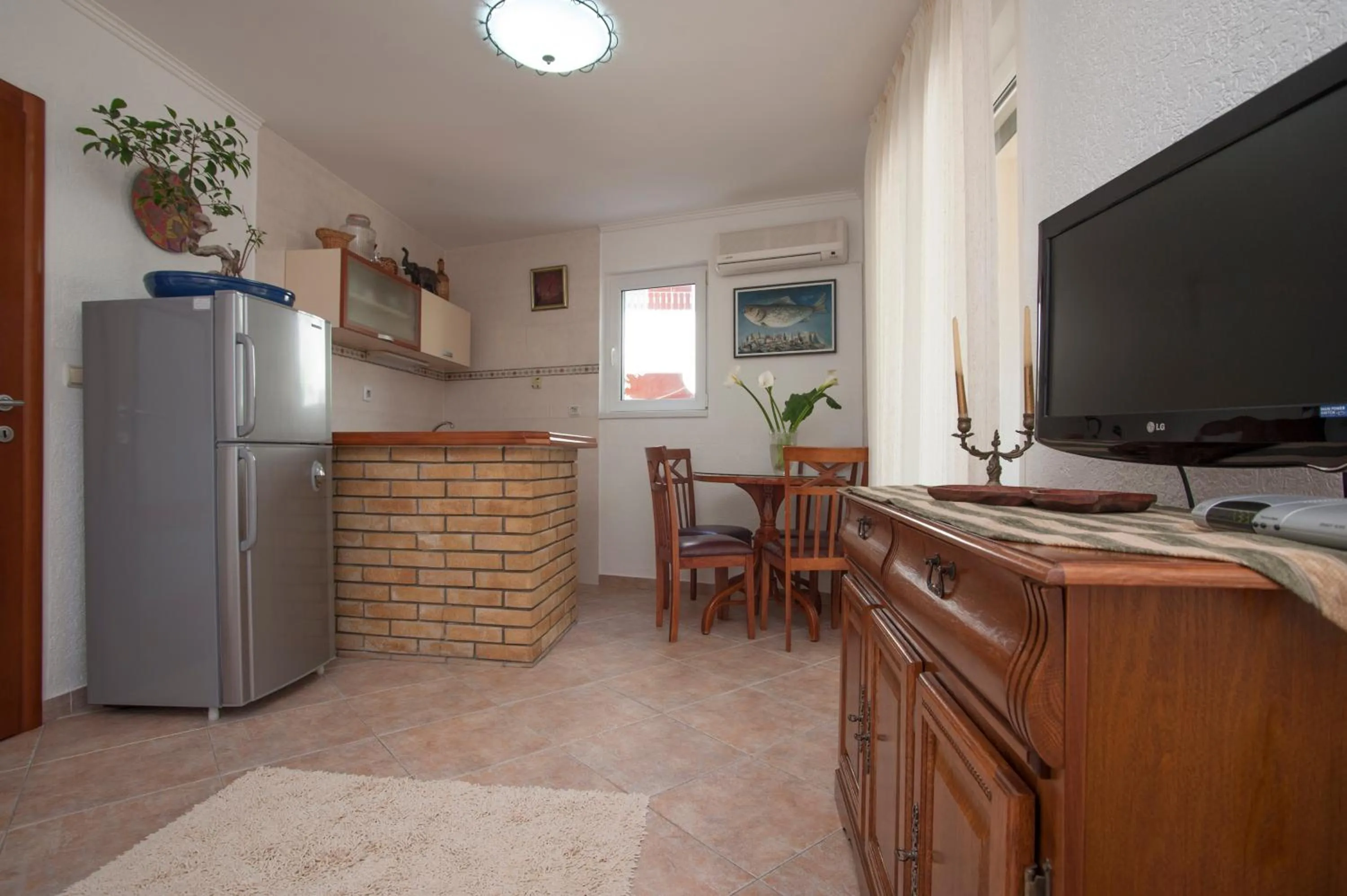 TV and multimedia in Guest House Medin