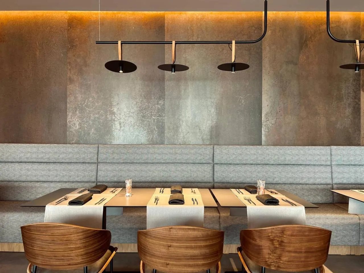 Restaurant/places to eat in GRIFID Noa