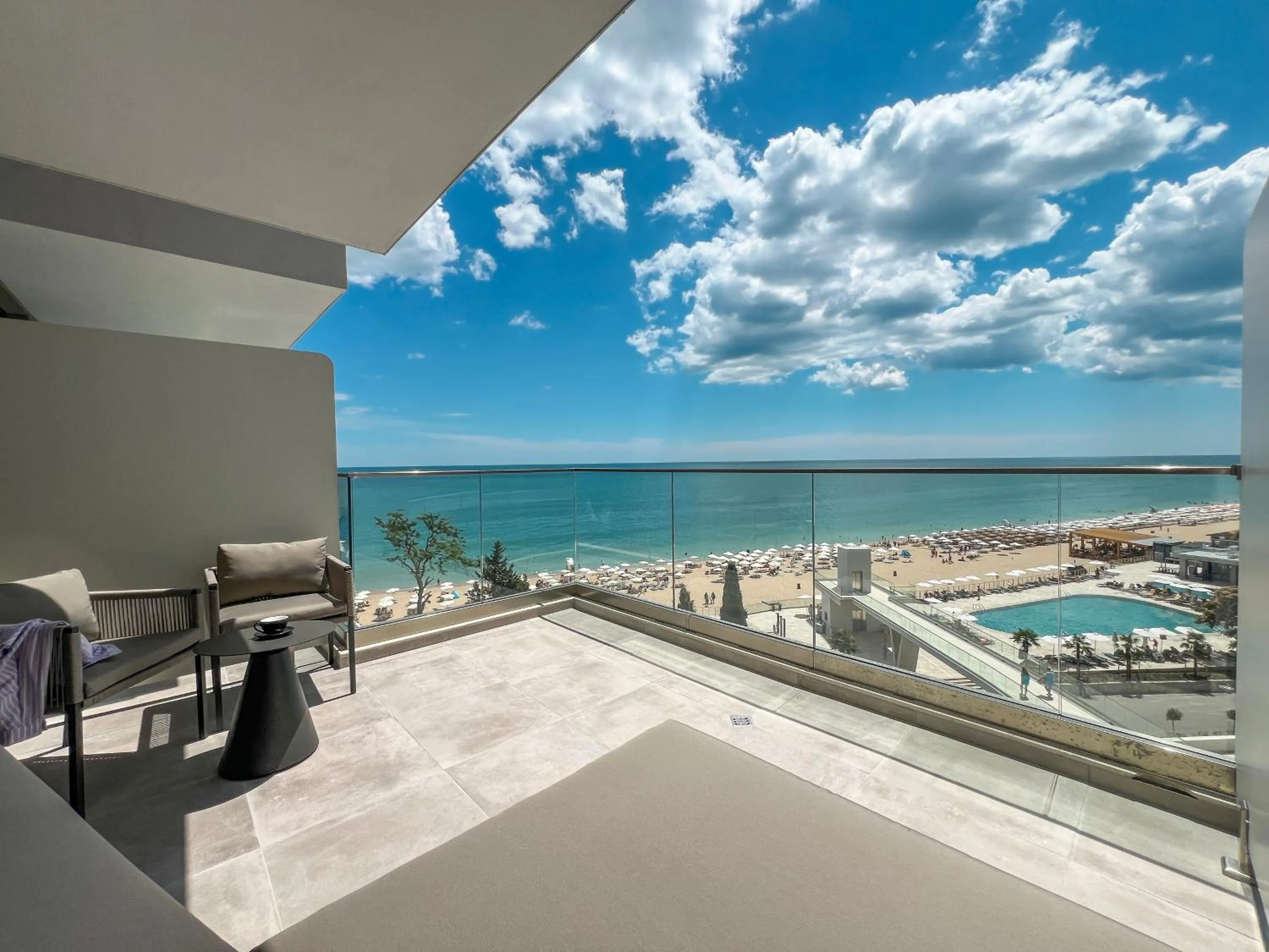 Balcony/Terrace in GRIFID Noa