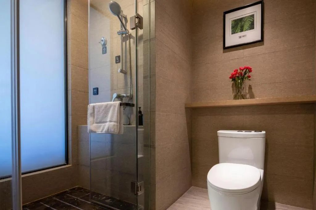 Atour Hotel Huzhou Changxing Changhai Road