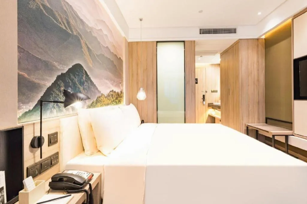 Bed in Atour Hotel Huzhou Changxing Changhai Road