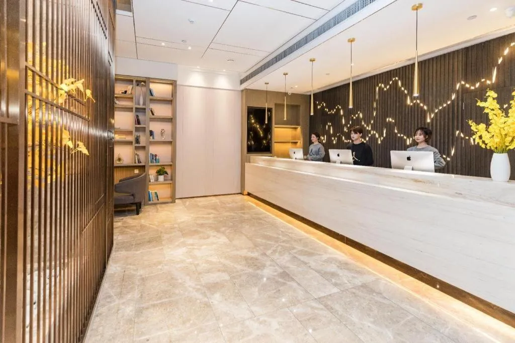 Atour Hotel Huzhou Changxing Changhai Road