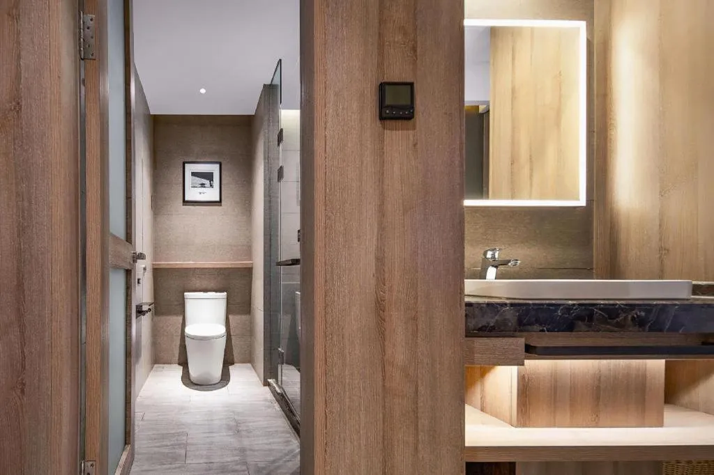 Atour Hotel Huzhou Changxing Changhai Road