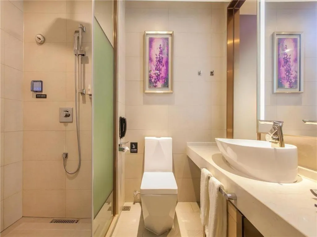 Lavande Hotels Wuhan Guanggu Yangjiawan Metro Station