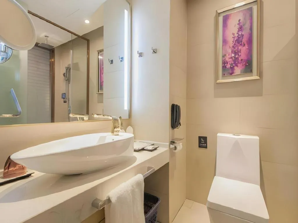 Lavande Hotels Wuhan Guanggu Yangjiawan Metro Station