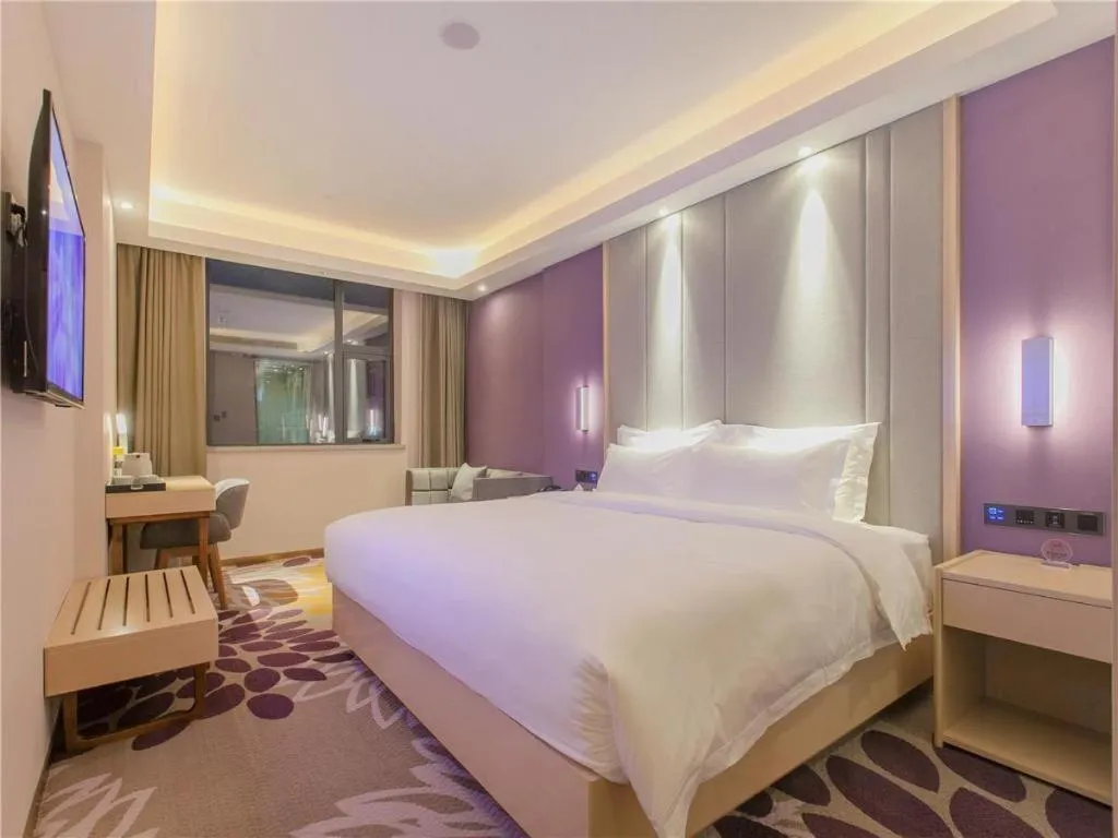 Bed in Lavande Hotels Wuhan Guanggu Yangjiawan Metro Station