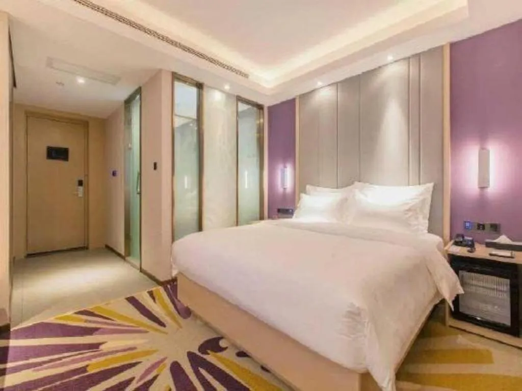 Bed in Lavande Hotels Wuhan Guanggu Yangjiawan Metro Station