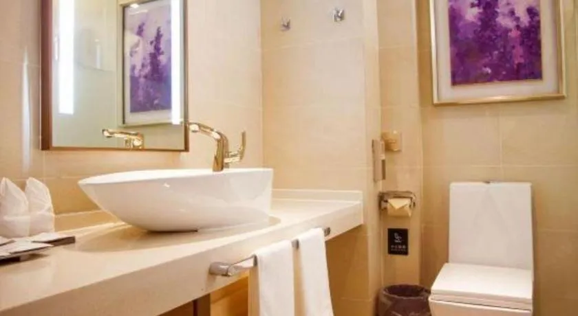 Lavande Hotels Wuhan Guanggu Yangjiawan Metro Station