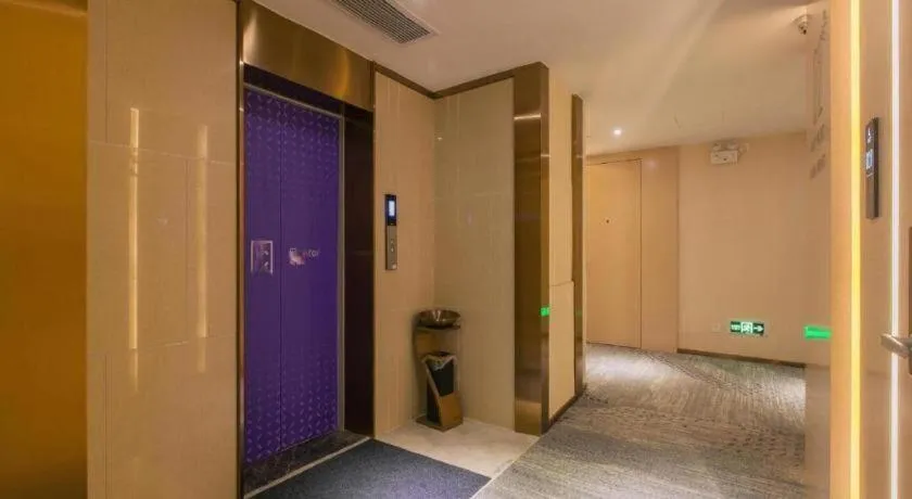 Lavande Hotels Wuhan Guanggu Yangjiawan Metro Station