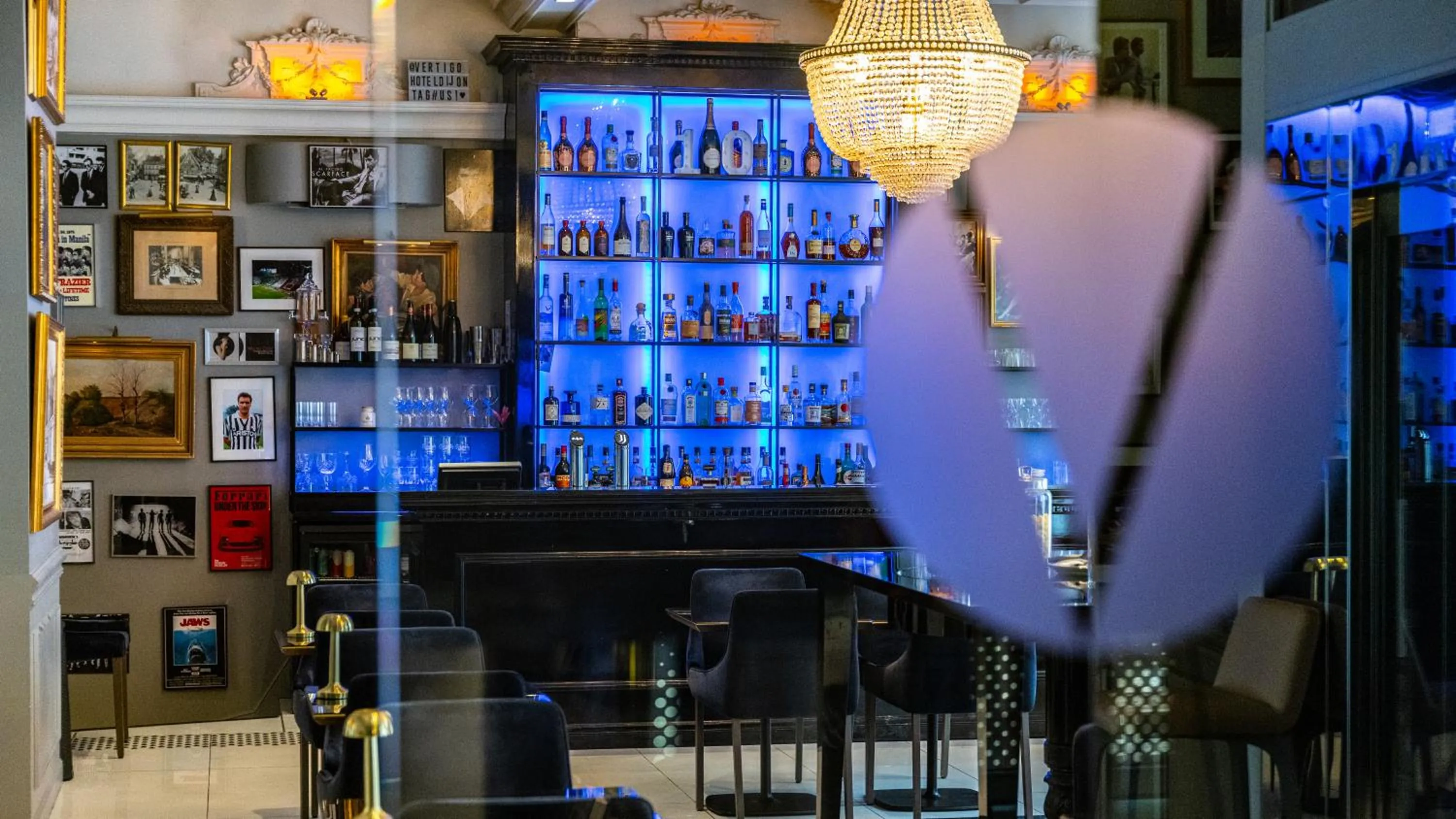 Nightclub / DJ in Vertigo Hotel, By Marriott, a Member of Design Hotels