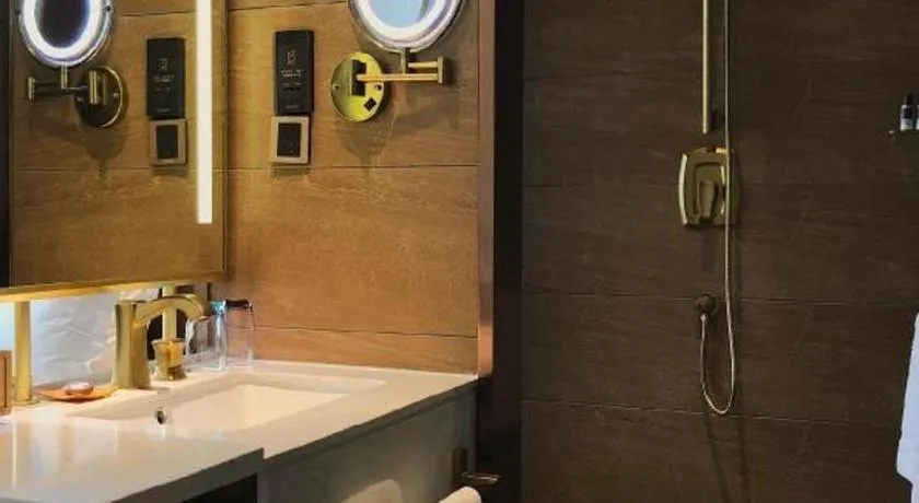 James Joyce Coffetel Anyang Railway Station Wenfeng Avenue Yinxu Scenic Spot