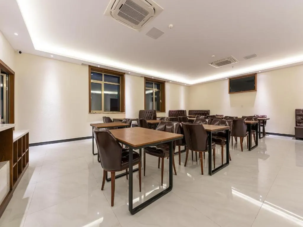 James Joyce Coffetel Beijing Changping Dongguang Metro Statino University City