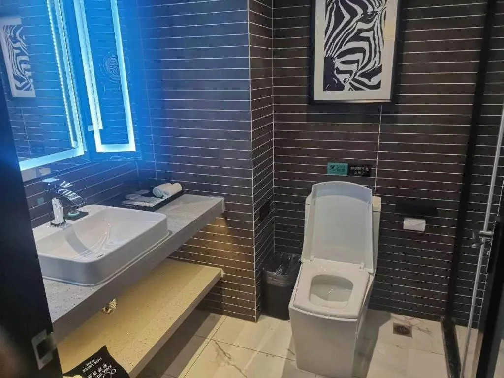 Xana Hotelle Yining Airport Road Jinwuyuan