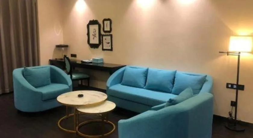 Xana Hotelle Yining Airport Road Jinwuyuan