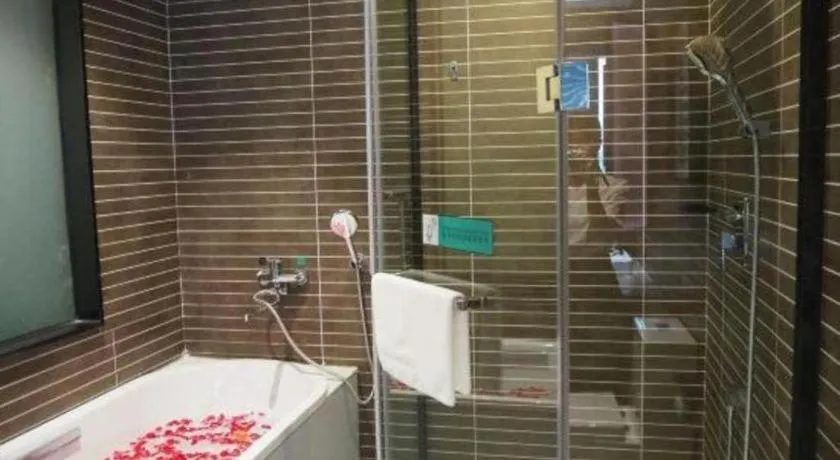 Xana Hotelle Yining Airport Road Jinwuyuan