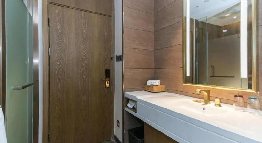 James Joyce Coffetel Tianjin Railway Station