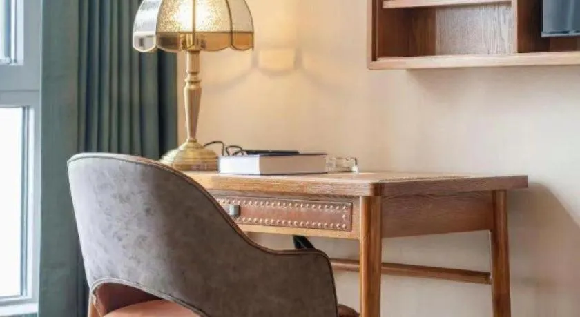 James Joyce Coffetel Tianjin Railway Station