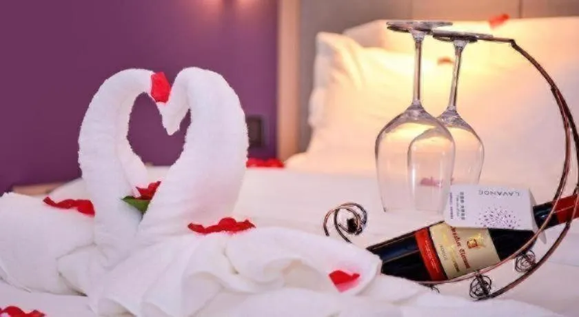 Bed in Lavande Hotels Jinzhong Youjian Pingyao