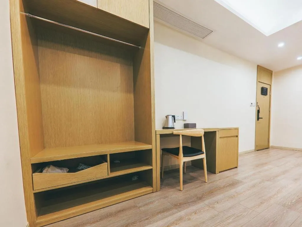 ZMAX Hotels Wuhan East Lake