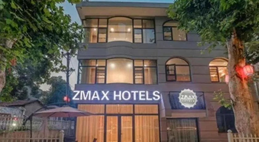 ZMAX Hotels Wuhan East Lake