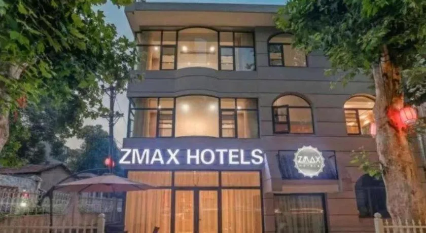 ZMAX Hotels Wuhan East Lake