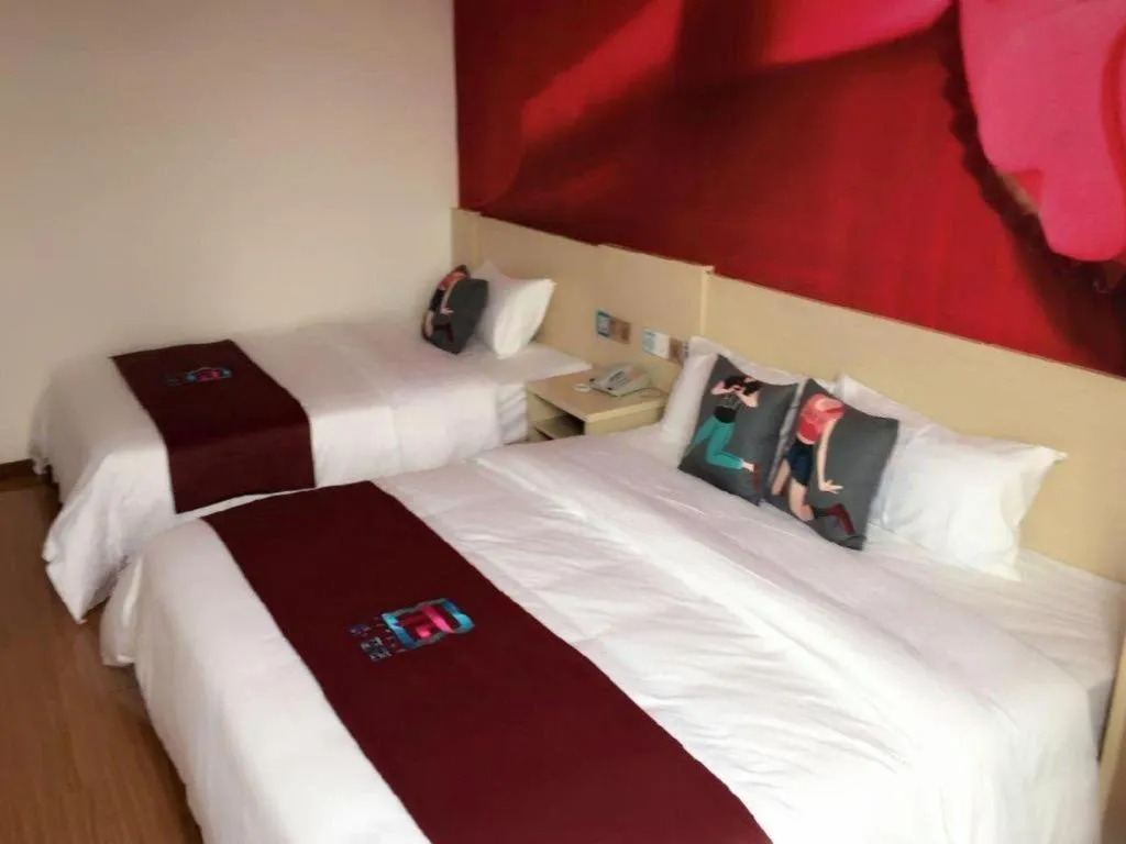Bed in PAI Hotels Beijing Tongzhou Majuqiao
