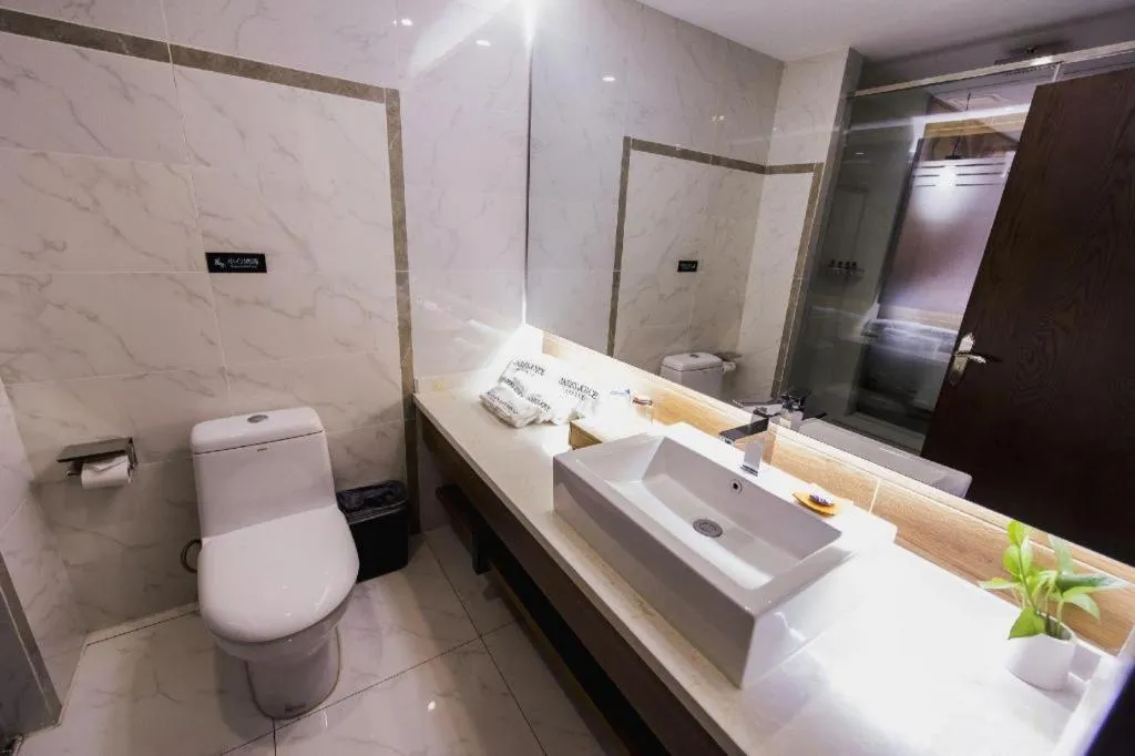 James Joyce Coffetel Jilin Railway Station Fortune Plaza