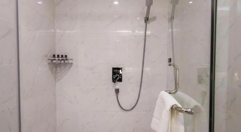 James Joyce Coffetel Jilin Railway Station Fortune Plaza