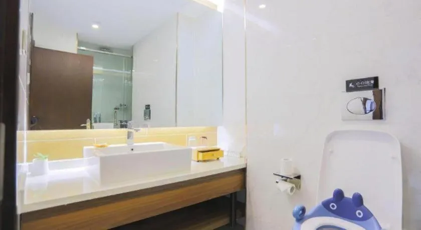 James Joyce Coffetel Jilin Railway Station Fortune Plaza