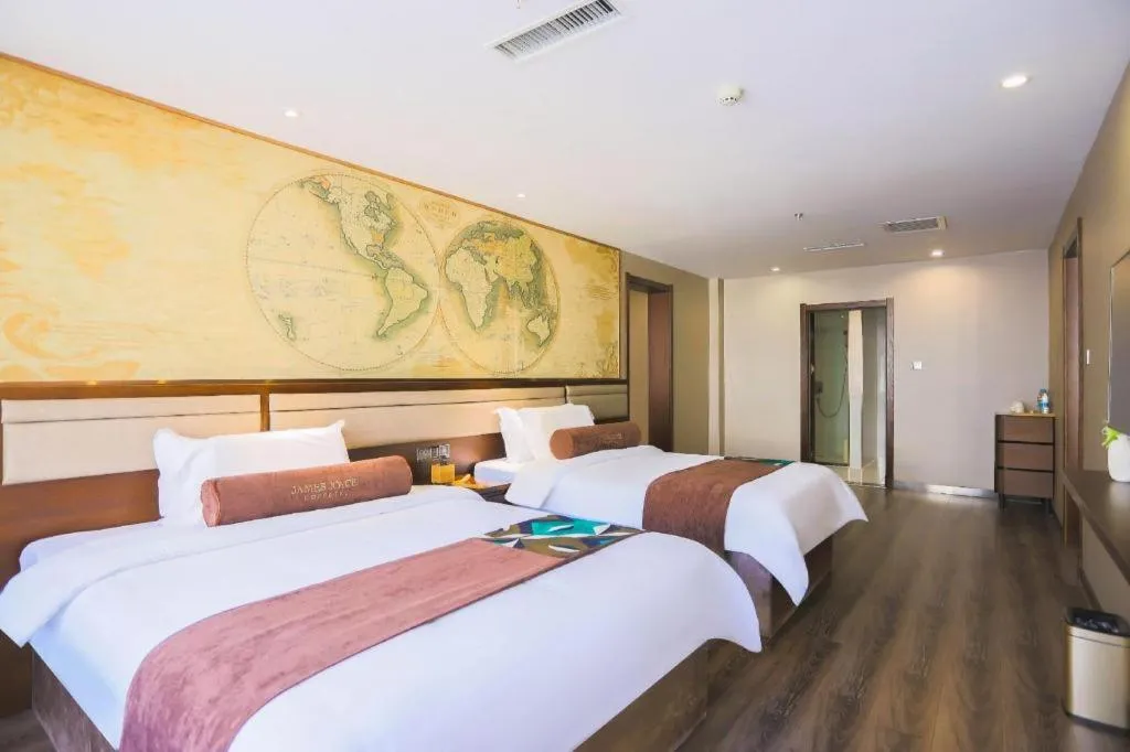 Bed in James Joyce Coffetel Jilin Railway Station Fortune Plaza