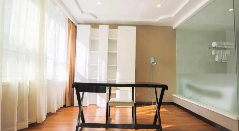 James Joyce Coffetel Jilin Railway Station Fortune Plaza