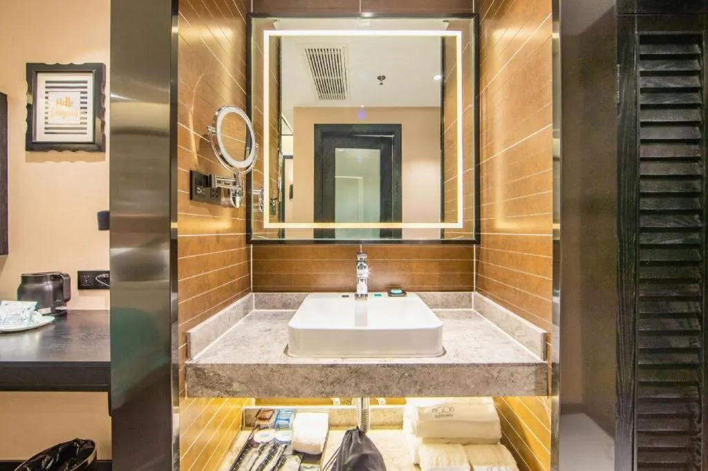 Xana Hotelle Tianjin Binjiang Road Heping Road Metro Station Quanyechang