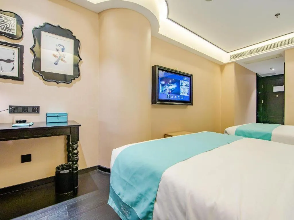 Bed in Xana Hotelle Tianjin Binjiang Road Heping Road Metro Station Quanyechang