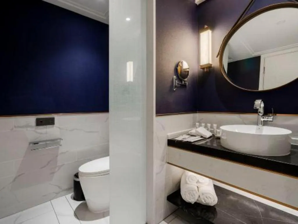 James Joyce Coffetel Harbin West High-speed Railway Station Wanda Plaza