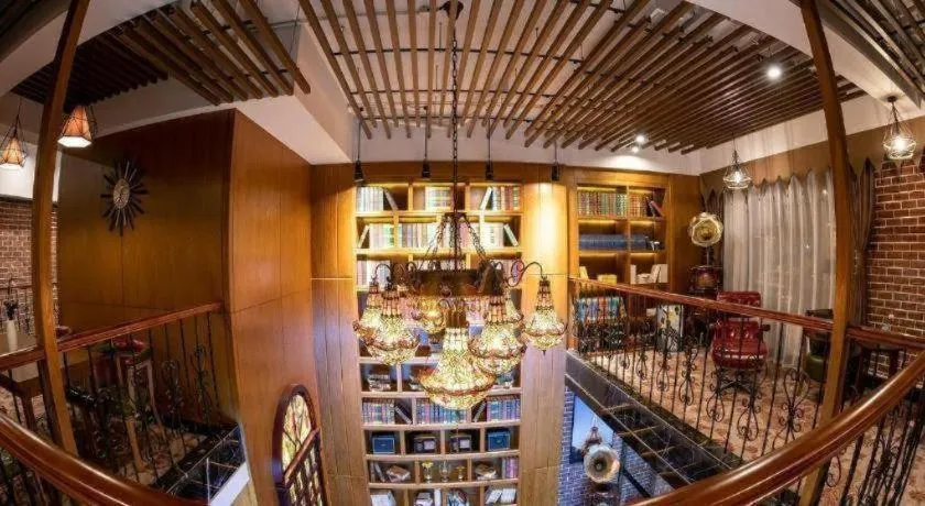 James Joyce Coffetel Harbin West High-speed Railway Station Wanda Plaza