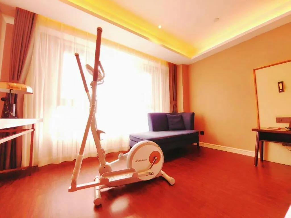 James Joyce Coffetel Harbin West High-speed Railway Station Wanda Plaza