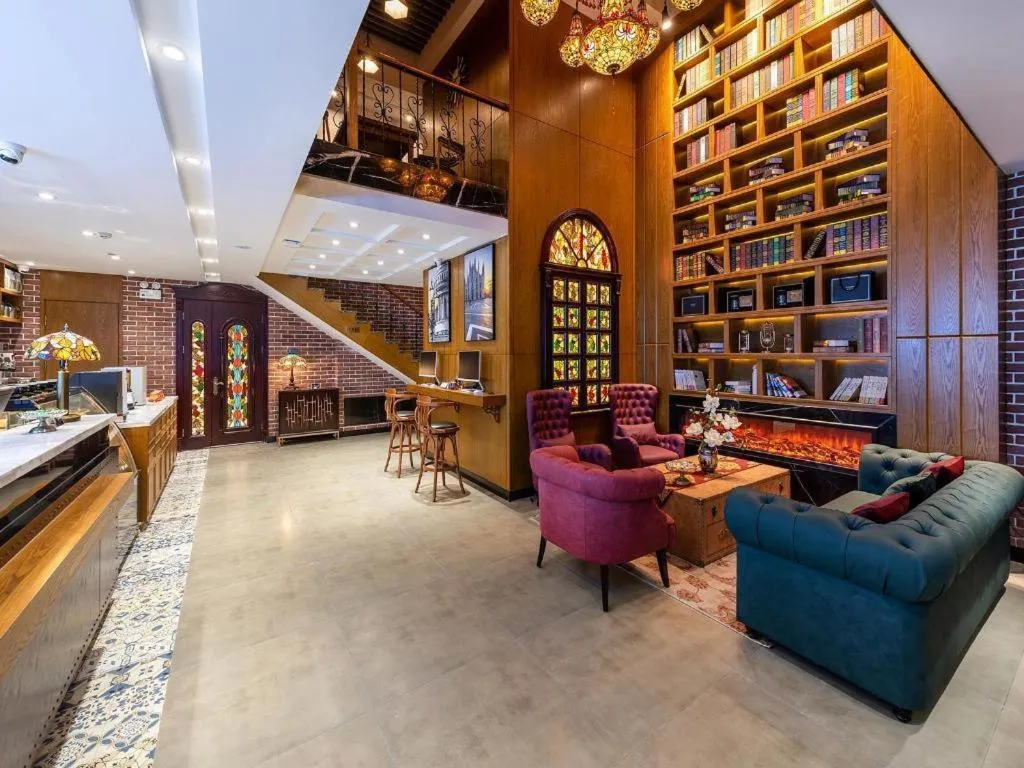 James Joyce Coffetel Harbin West High-speed Railway Station Wanda Plaza