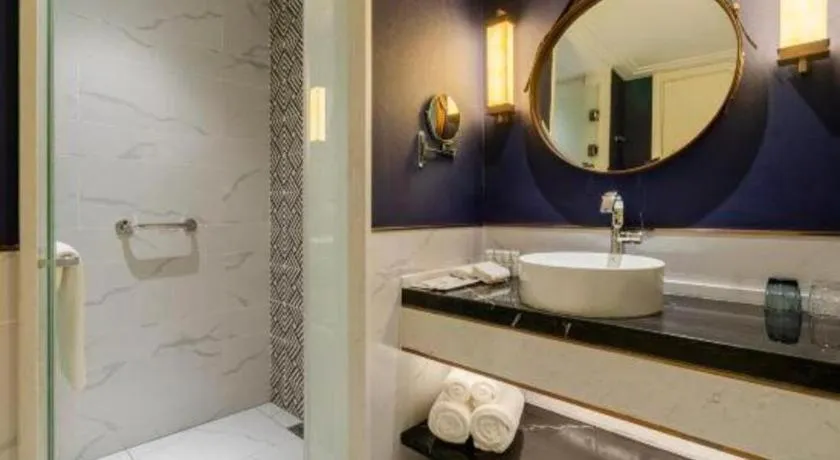 James Joyce Coffetel Harbin West High-speed Railway Station Wanda Plaza