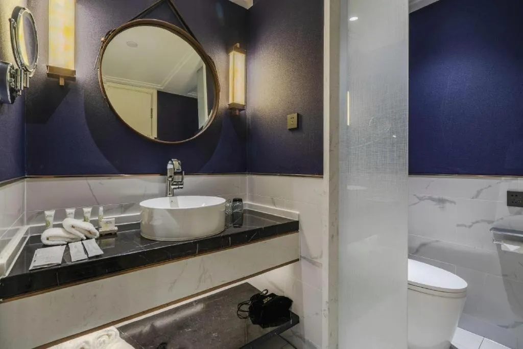 James Joyce Coffetel Harbin West High-speed Railway Station Wanda Plaza