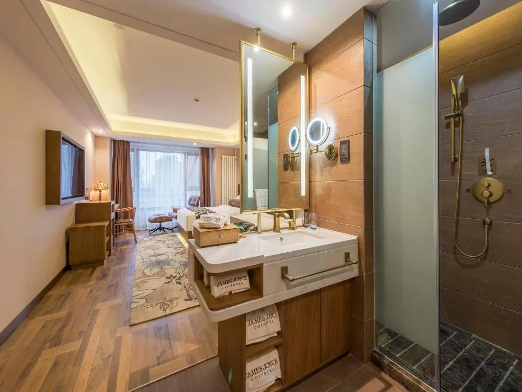 Bed in James Joyce Coffetel Harbin West High-speed Railway Station Wanda Plaza