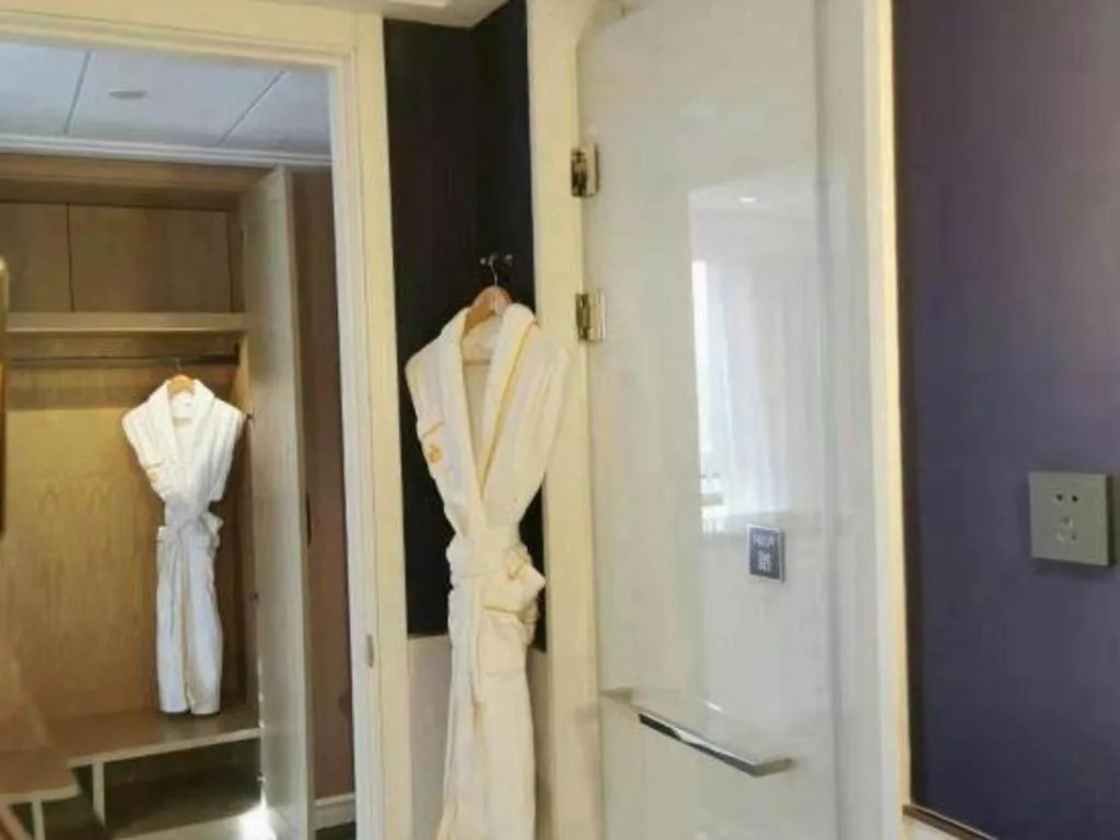 James Joyce Coffetel Harbin West High-speed Railway Station Wanda Plaza